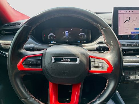 Used 2022 Jeep Compass Trailhawk w/ Trailhawk Elite Group image 11