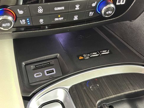 Used 2024 Buick Enclave Premium w/ Sport Touring Edition image 35