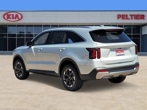 New 2026 Kia Sorento S AWD/4WD image 3