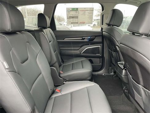 New 2025 Kia Telluride S image 22