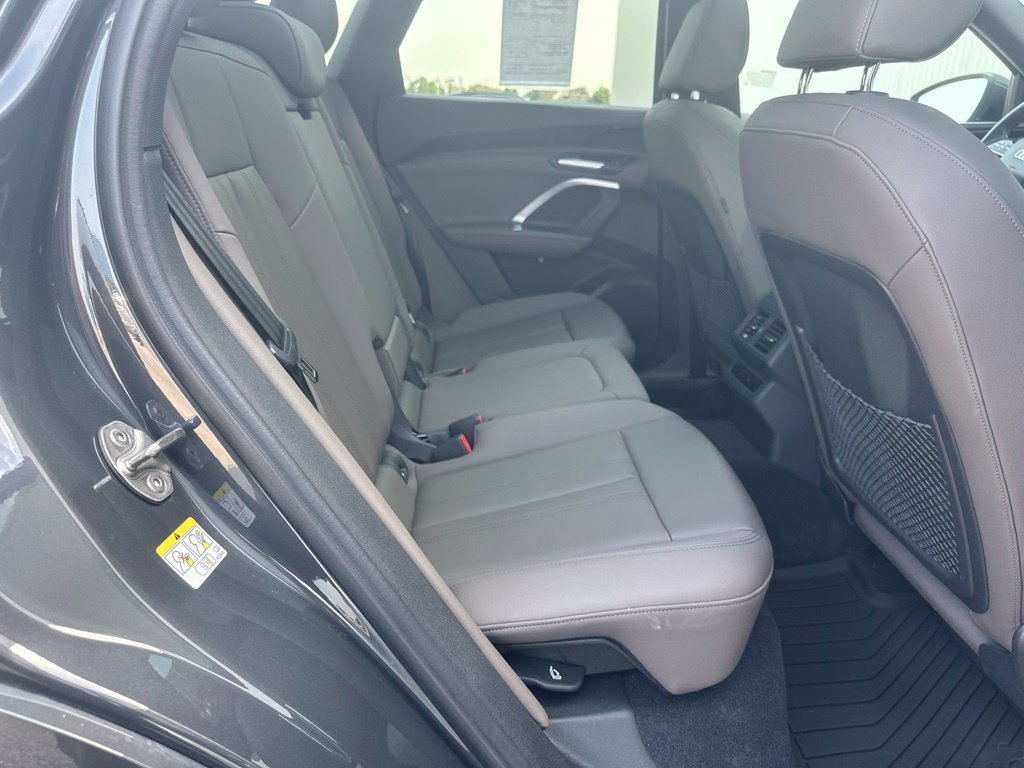 Used 2025 Audi Q5 Premium AWD/4WD image 30