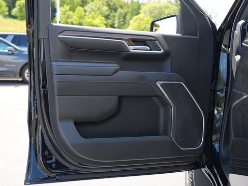 Used 2022 Chevrolet Silverado 1500 LT Trail Boss AWD/4WD image 14