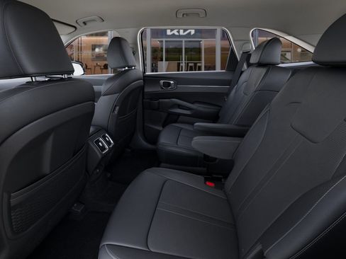 New 2025 Kia Sorento EX image 18