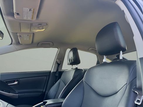 Used 2013 Toyota Prius Persona Series FWD image 15