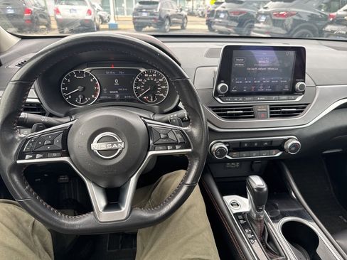 Used 2023 Nissan Altima 2.5 SR image 22