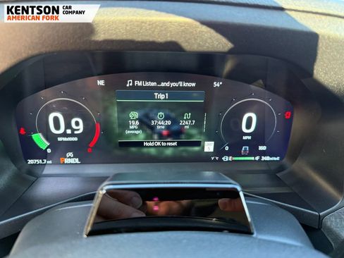 Used 2025 Ford Explorer Platinum w/ LUX Leather Package image 17