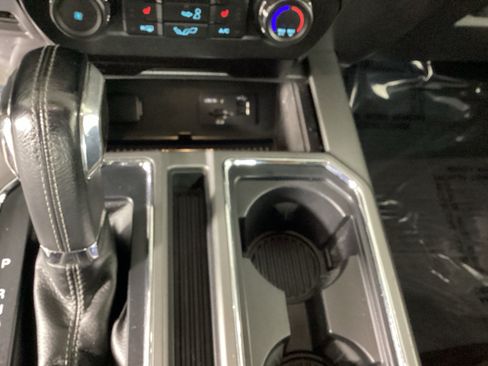 Used 2015 Ford F150 XLT w/ Equipment Group 302A Luxury AWD/4WD image 26