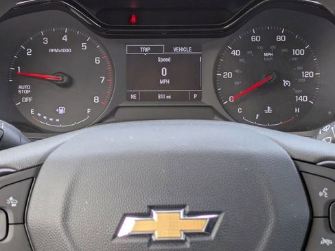 Used 2025 Chevrolet Trax LS w/ LS Convenience Package image 27