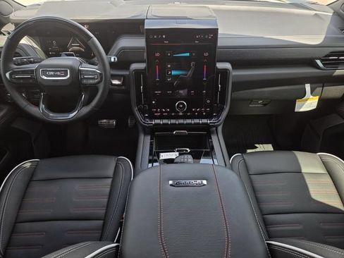 New 2026 GMC Yukon AT4 Ultimate AWD/4WD image 17