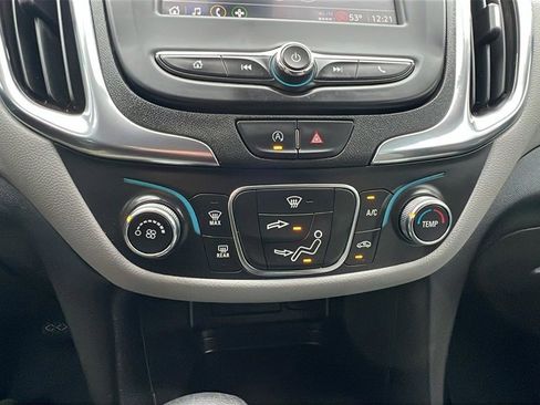 Certified 2023 Chevrolet Equinox LS image 30