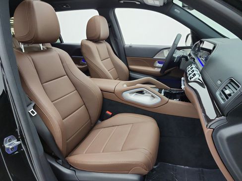 Certified 2026 Mercedes-Benz GLS 450 4MATIC image 20