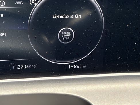 Used 2025 Kia Seltos EX w/ EX Sunroof Package FWD image 8