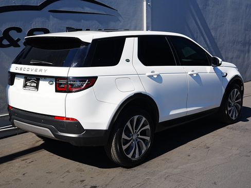 Used 2023 Land Rover Discovery Sport S image 4