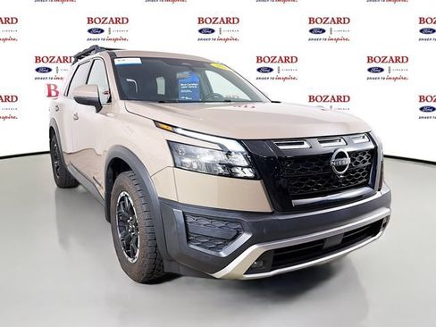 Used 2025 Nissan Pathfinder Rock Creek AWD/4WD image 1