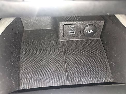 Used 2023 Ford Escape Active AWD/4WD image 23