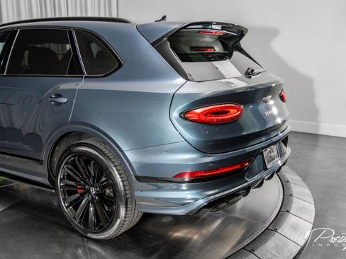Used 2023 Bentley Bentayga Speed image 20