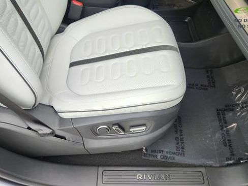 Used 2024 Rivian R1S Adventure AWD/4WD image 23