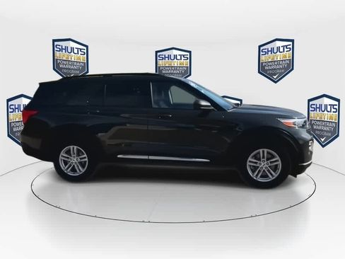 Used 2023 Ford Explorer XLT w/ Equipment Group 202A image 9