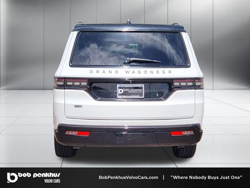 Used 2024 Jeep Grand Wagoneer L Series II w/ Quick Order Packagew 28T AWD/4WD image 26