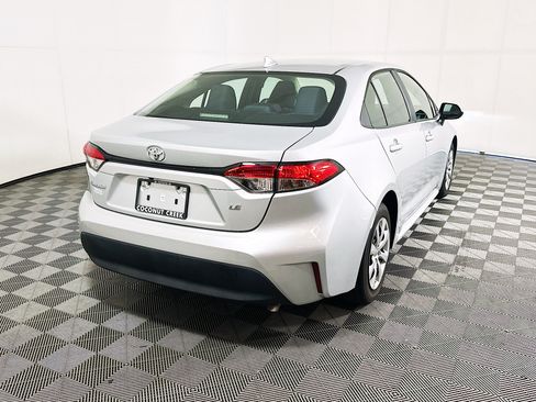 Used 2023 Toyota Corolla LE FWD image 3