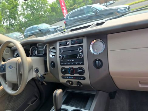 Used 2008 Ford Expedition EL XLT AWD/4WD image 32
