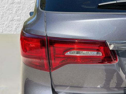 Used 2017 Acura MDX SH-AWD w/ Tech & Entertainment image 10