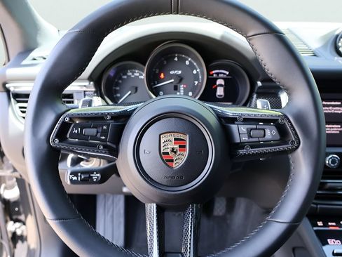 Certified 2025 Porsche Macan GTS AWD/4WD image 29