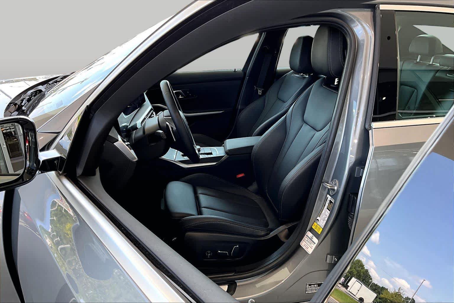 Used 2024 BMW 330i Sedan w/ Premium Package RWD image 7