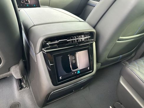 New 2026 Cadillac Escalade IQ Sport 1 w/ LPO, ONYX Package image 22