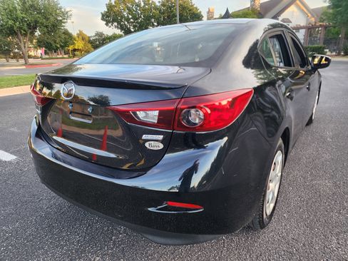 Used 2018 MAZDA MAZDA3 Sport FWD image 7