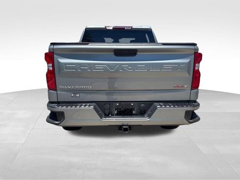 Used 2025 Chevrolet Silverado 1500 RST AWD/4WD image 5
