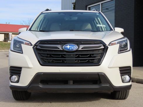 Used 2023 Subaru Forester Limited w/ Popular Package #3 image 19