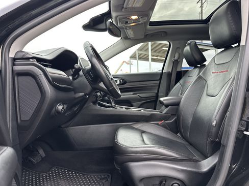 Used 2022 Jeep Compass Trailhawk w/ Trailhawk Elite Group image 10