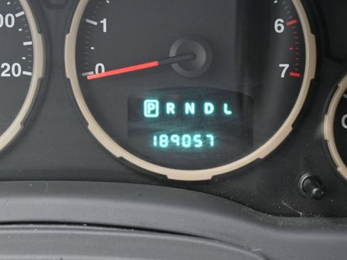 Used 2008 Jeep Liberty Sport w/ Popular Equipment Group AWD/4WD image 16