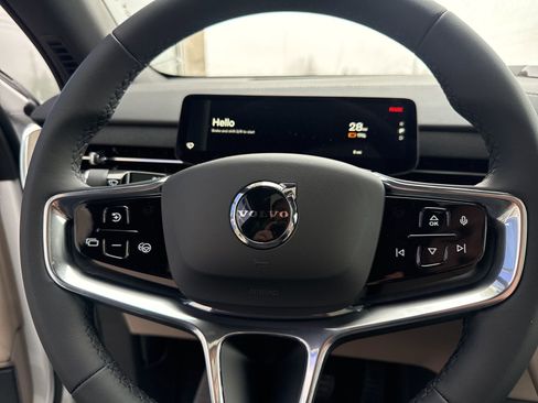 New 2025 Volvo EX90 Ultra w/ Protection Package Premier image 24