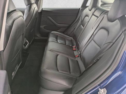 Used 2022 Tesla Model 3 Long Range image 18