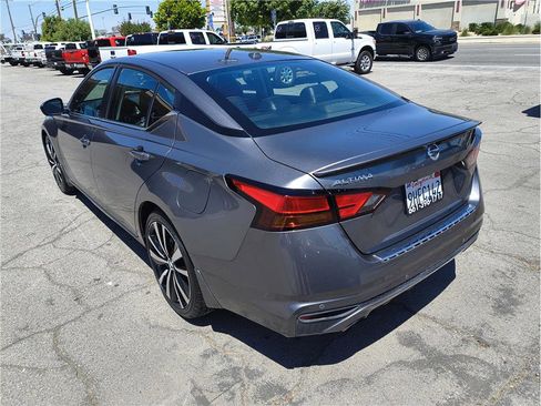 Used 2020 Nissan Altima 2.5 SR FWD image 15