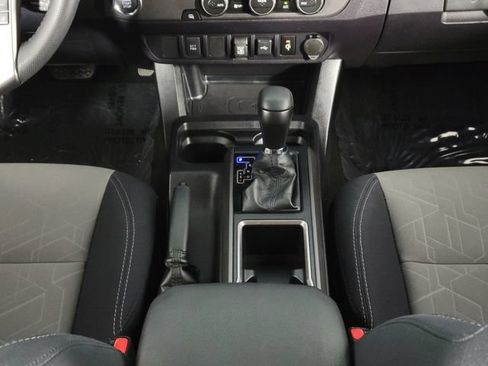 Used 2021 Toyota Tacoma TRD Sport RWD image 24