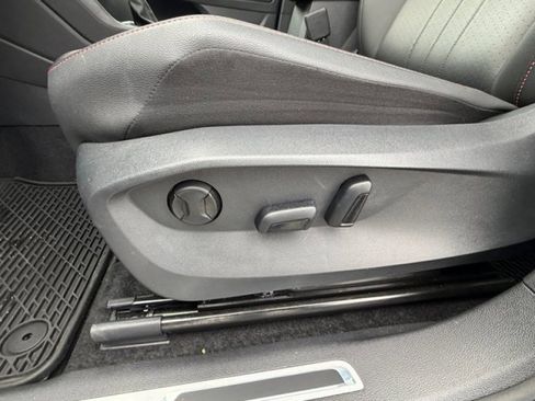 Used 2024 Volkswagen Tiguan Wolfsburg Edition image 11