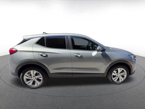 Used 2025 Buick Encore GX Preferred AWD/4WD image 16