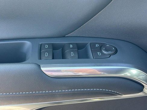 New 2026 Chevrolet Traverse LT w/ Midnight/Sport Edition image 12