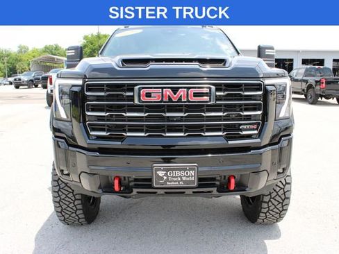 Used 2026 GMC Sierra 2500 AT4 w/ AT4 Premium Plus Package AWD/4WD image 2