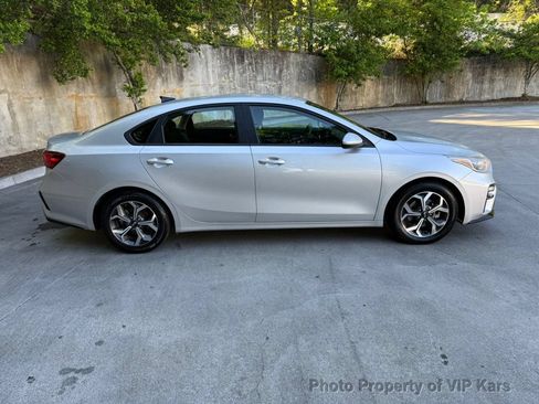 Used 2021 Kia Forte LXS FWD image 4