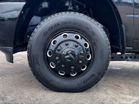 Used 2025 RAM 3500 Laramie w/ Night Edition AWD/4WD image 35