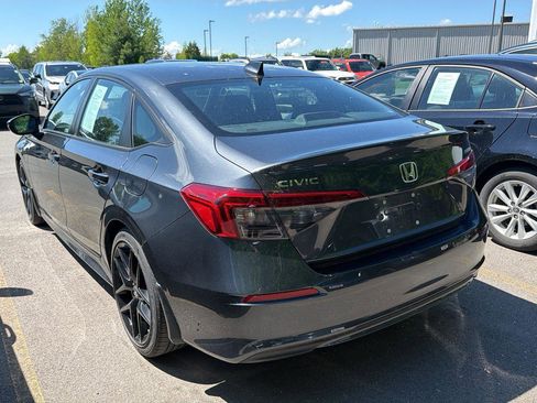 Used 2024 Honda Civic Sport image 9