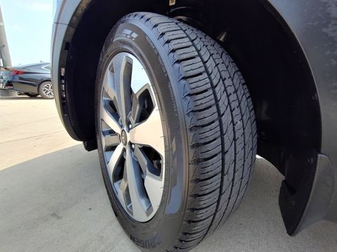Used 2020 Kia Telluride S w/ S 8 Passenger Seating Package FWD image 52