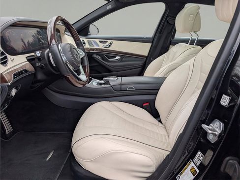 Used 2019 Mercedes-Benz S 560 Sedan image 46