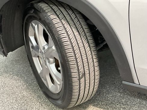 Certified 2024 Honda HR-V LX image 30