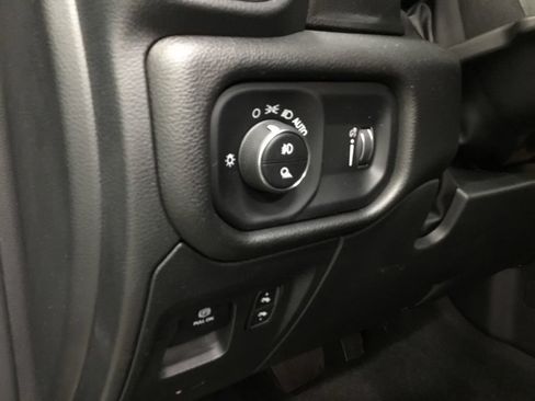 Used 2023 RAM 1500 Big Horn AWD/4WD image 9