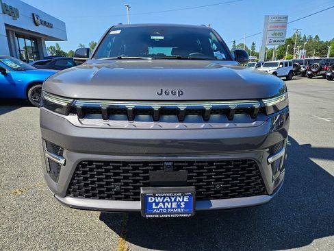New 2026 Jeep Grand Wagoneer Limited AWD/4WD image 8